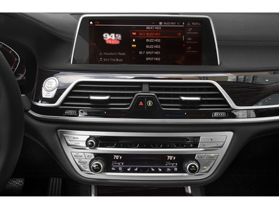 2020 BMW 740i 740i