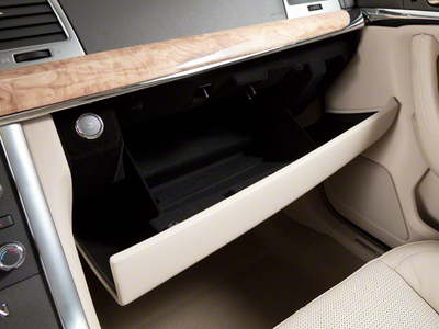 2011 Lincoln MKS 4dr Sdn 3.7L FWD