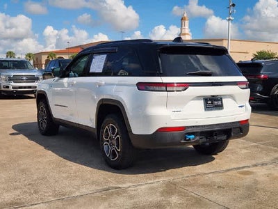 2022 Jeep Grand Cherokee 4xe Trailhawk