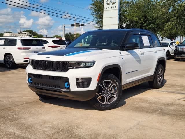 2022 Jeep Grand Cherokee 4xe Trailhawk