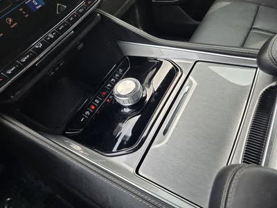 2022 Jeep Wagoneer Series III Carbide