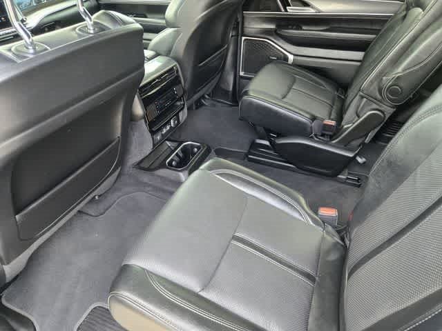 2022 Jeep Wagoneer Series III Carbide