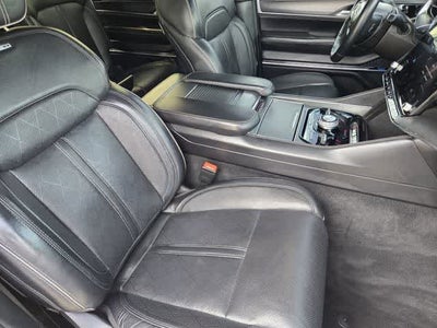 2022 Jeep Grand Wagoneer Series II Obsidian