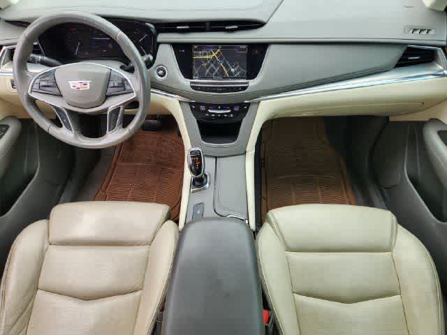 2017 Cadillac XT5 Luxury FWD