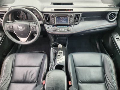 2017 Toyota RAV4 SE