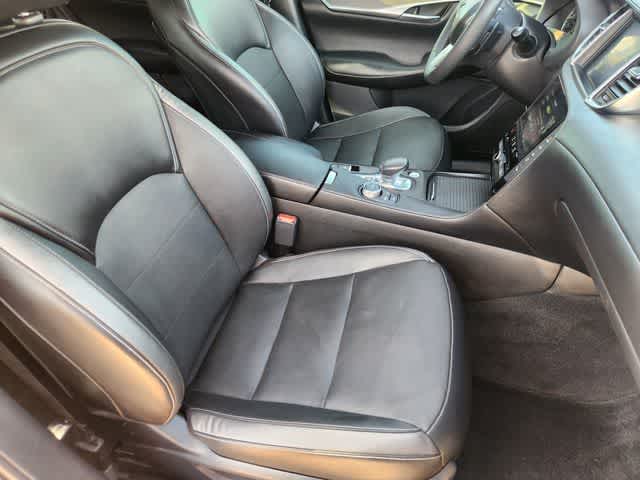 2022 INFINITI QX50 LUXE