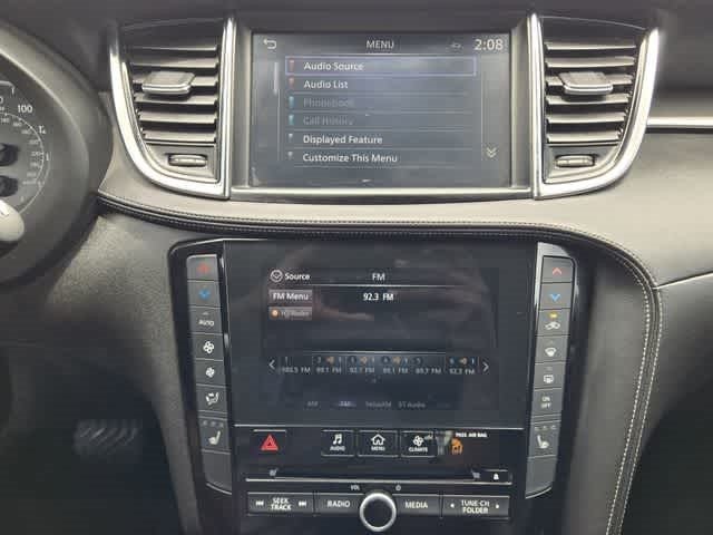 2023 INFINITI QX55 LUXE