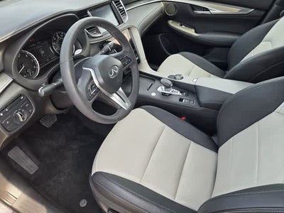 2023 INFINITI QX55 LUXE