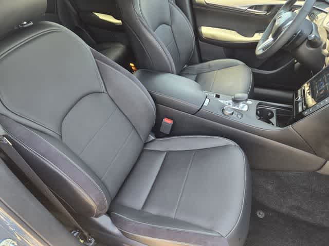 2023 INFINITI QX55 SENSORY