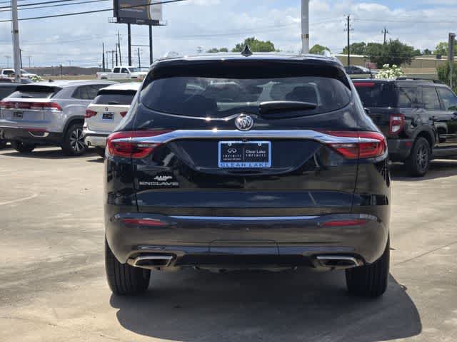 2020 Buick Enclave Essence