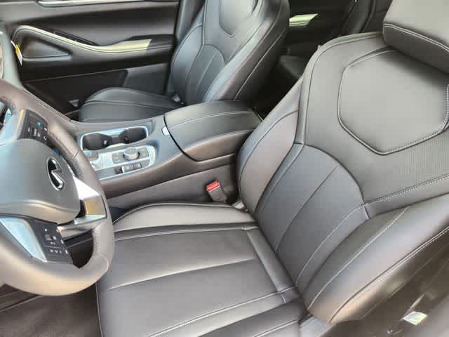 2027 INFINITI QX65 LUXE