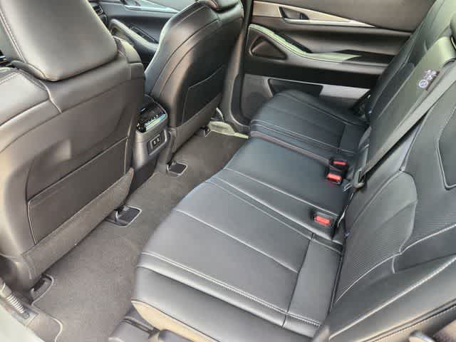 2027 INFINITI QX65 LUXE