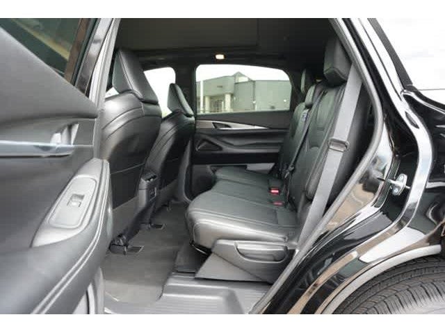 2027 INFINITI QX65 LUXE