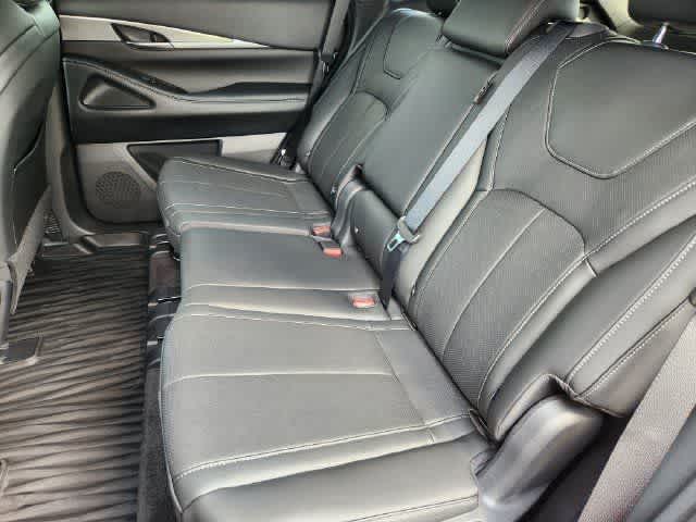 2027 INFINITI QX65 LUXE