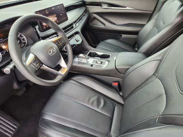 2025 INFINITI QX60 PURE