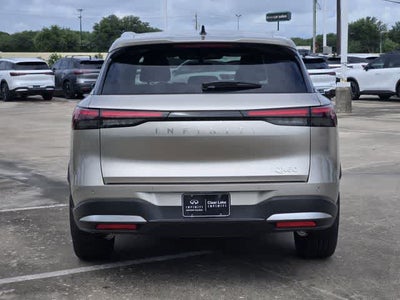 2027 INFINITI QX60 LUXE