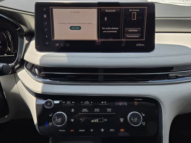 2027 INFINITI QX60 LUXE
