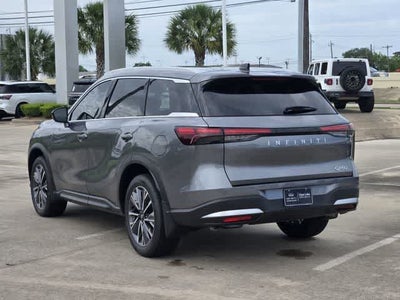 2027 INFINITI QX60 LUXE