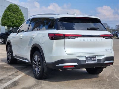 2026 INFINITI QX60 LUXE