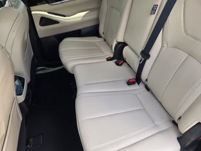 2023 INFINITI QX60 PURE