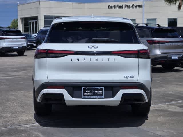 2023 INFINITI QX60 PURE