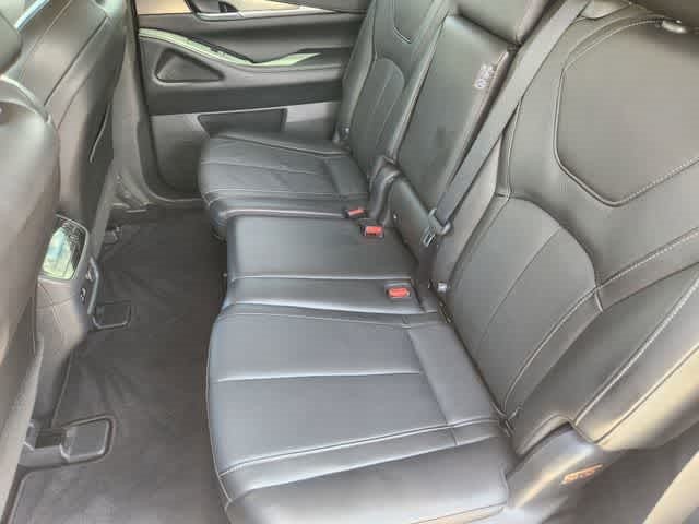 2024 INFINITI QX60 LUXE