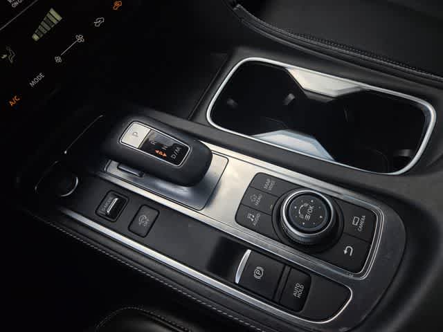 2022 INFINITI QX60 LUXE