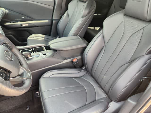 2026 Lexus TX 350 F SPORT Handling