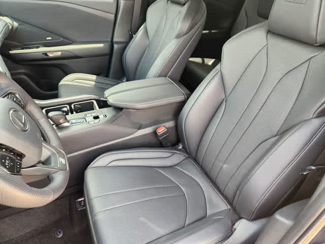 2026 Lexus TX 350 F SPORT Handling
