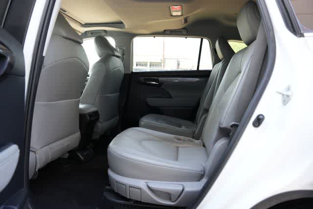 2023 Toyota Highlander Hybrid Limited