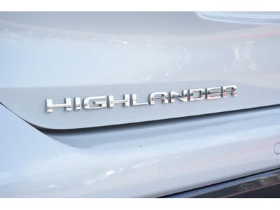 2023 Toyota Highlander Hybrid Limited