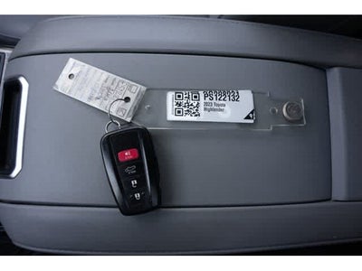 2023 Toyota Highlander Hybrid Limited