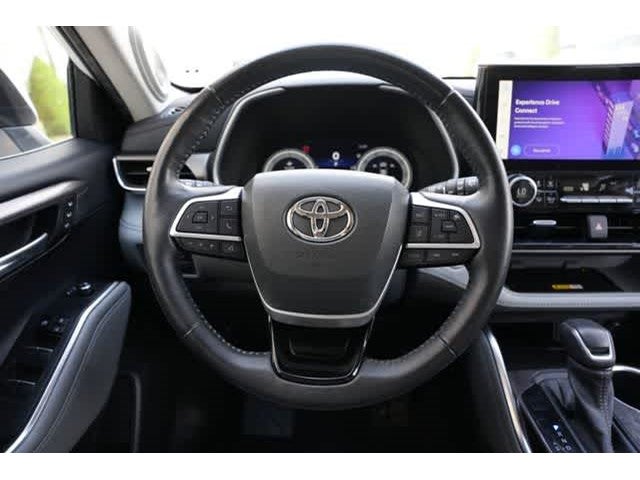 2023 Toyota Highlander Hybrid Limited