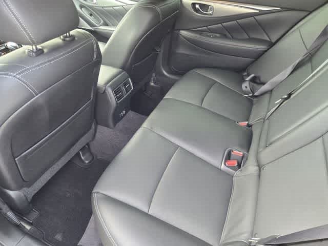 2023 INFINITI Q50 LUXE