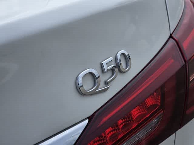 2023 INFINITI Q50 LUXE
