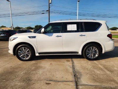 2022 INFINITI QX80 LUXE