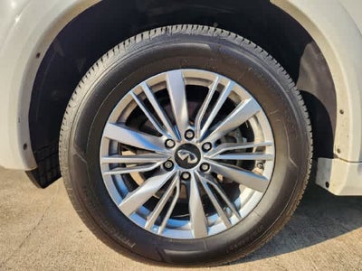2022 INFINITI QX80 LUXE