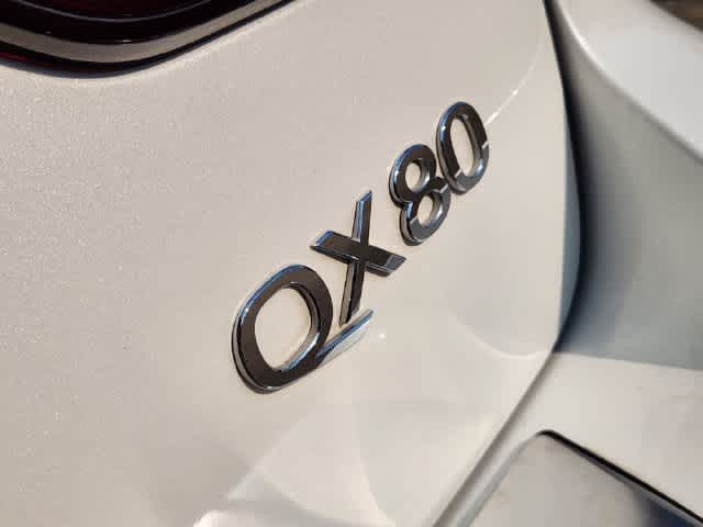 2022 INFINITI QX80 LUXE