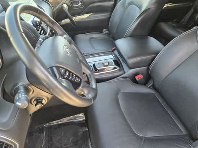 2022 INFINITI QX80 LUXE