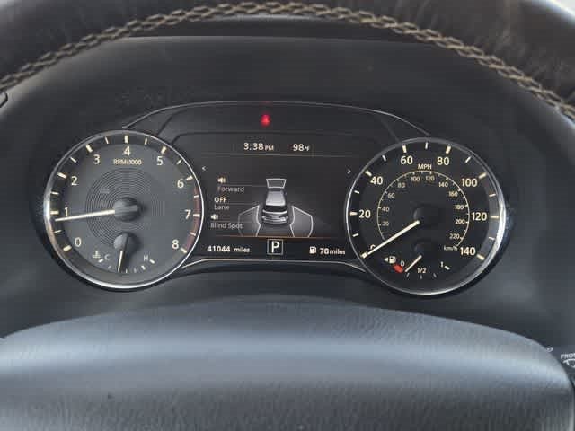 2022 INFINITI QX80 LUXE