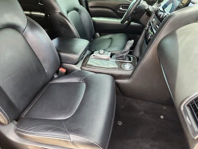 2023 INFINITI QX80 LUXE