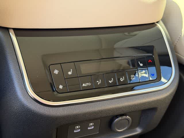 2026 INFINITI QX80 PURE