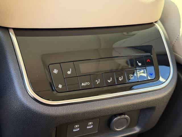 2026 INFINITI QX80 PURE