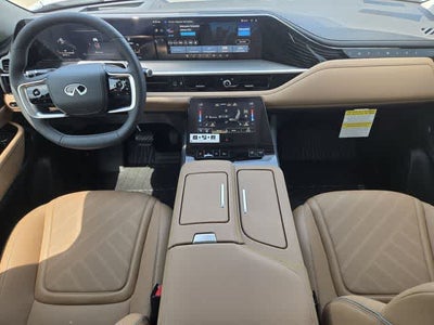 2027 INFINITI QX80 LUXE