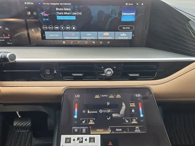 2027 INFINITI QX80 LUXE