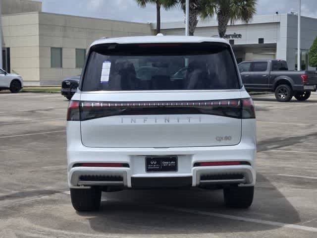 2026 INFINITI QX80 LUXE
