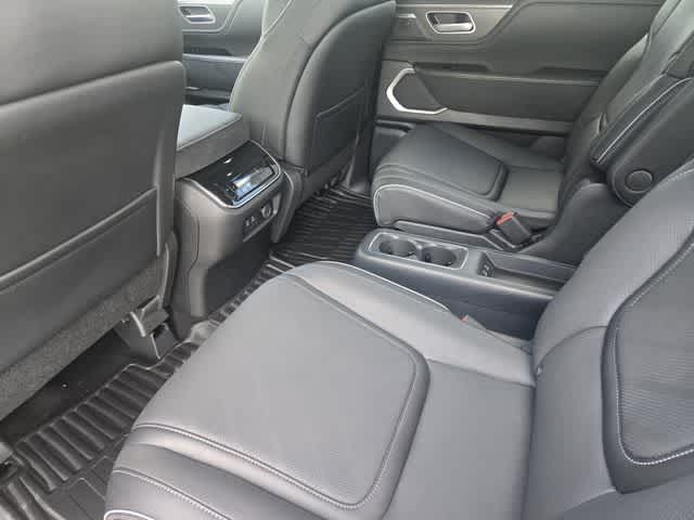 2027 INFINITI QX80 LUXE