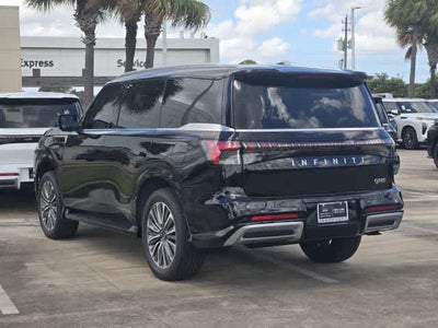 2027 INFINITI QX80 LUXE