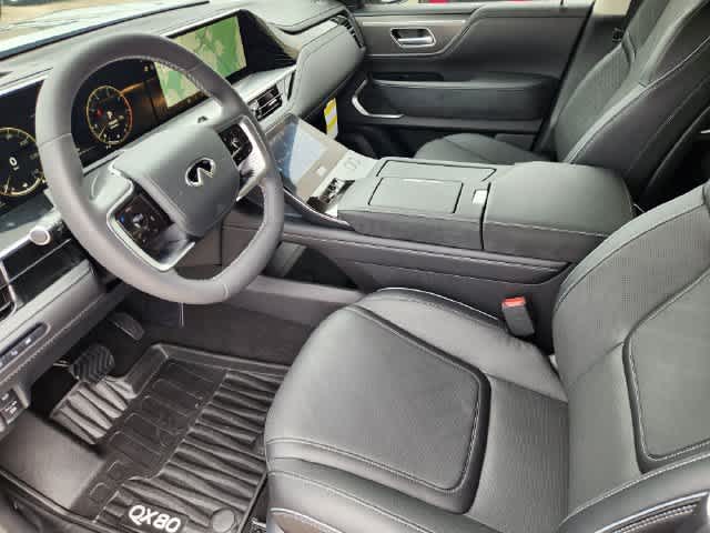 2027 INFINITI QX80 LUXE