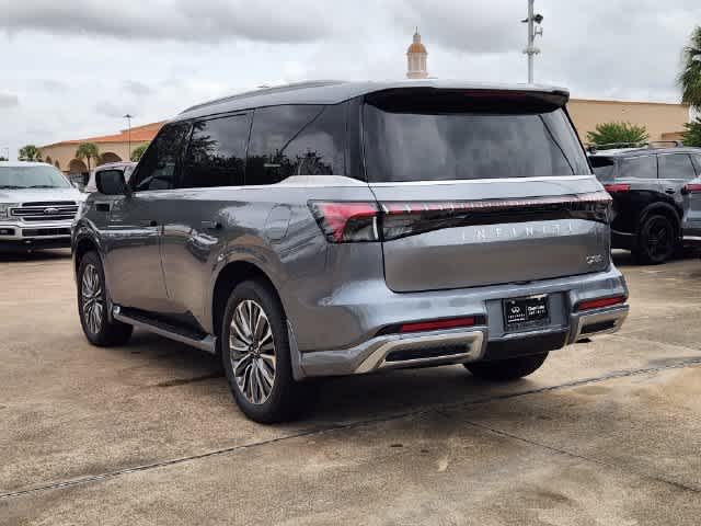 2027 INFINITI QX80 LUXE